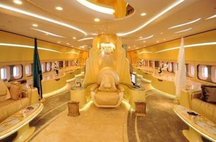 Take A Look At Some Of The Most Expensive Planes In The World (13 pics)