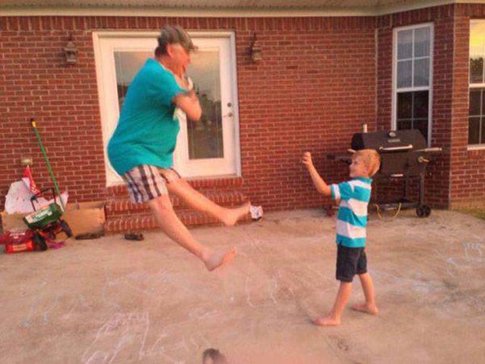What Parenting Actually Looks Like When It's Done Right (40 pics)