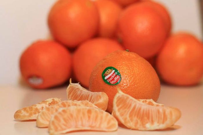 You'll Be Shocked When You Find Out How Much Info Is In Fruit Stickers (4 pics)