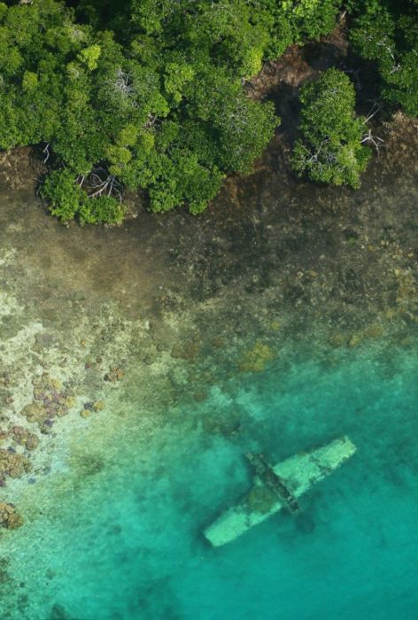 Traces of World War II Scattered Throughout The Pacific Islands (34 pics)