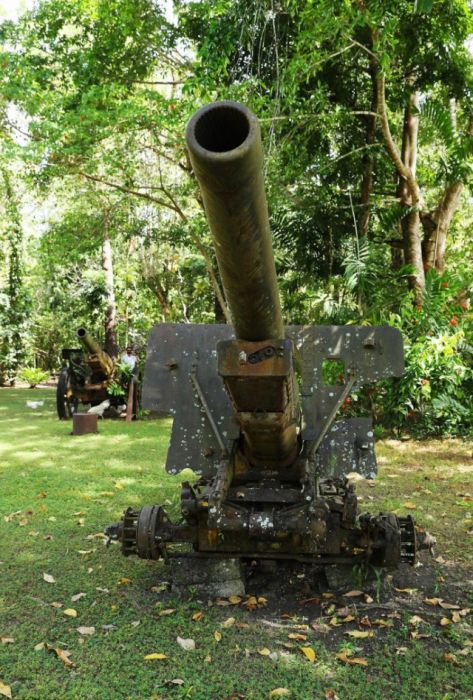 Traces of World War II Scattered Throughout The Pacific Islands (34 pics)