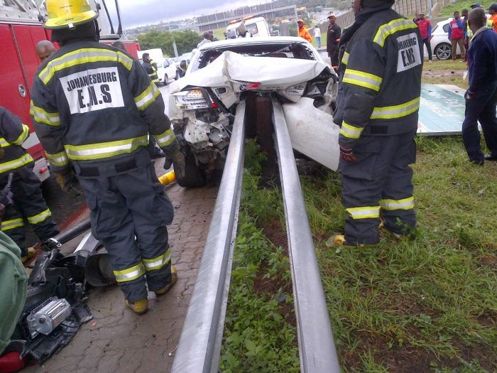 Driver Survives Brutal BMW Crash (5 pics)