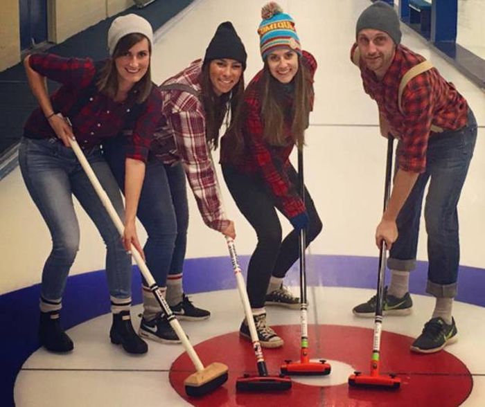 Things That Were Only Ever Meant To Happen In Canada (47 pics)