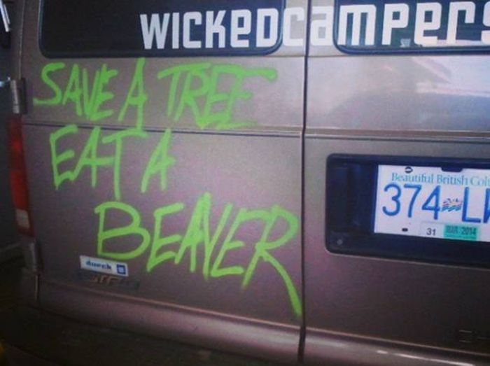Things That Were Only Ever Meant To Happen In Canada (47 pics)