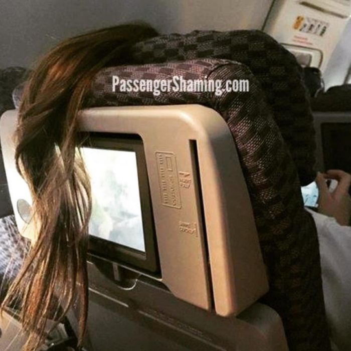 Shameless Passengers Who Made Flights Unbearable For Everyone Else (24 pics)