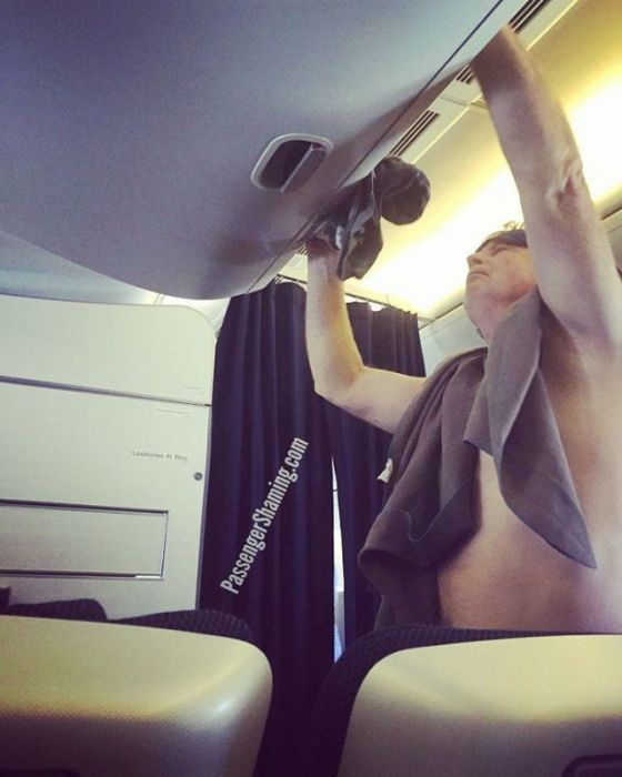 Shameless Passengers Who Made Flights Unbearable For Everyone Else (24 pics)