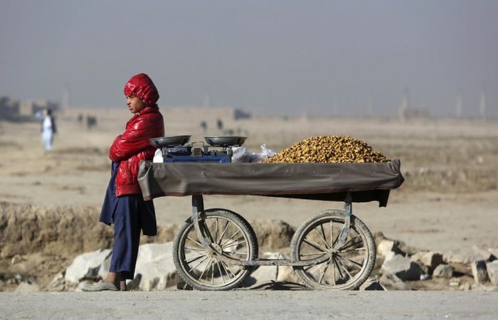 A Look At The Life And Times Of People In Afghanistan (25 pics)