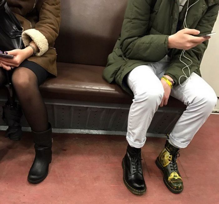 You Can See Some Strange Things While Riding The Subway In Russia (32 pics)