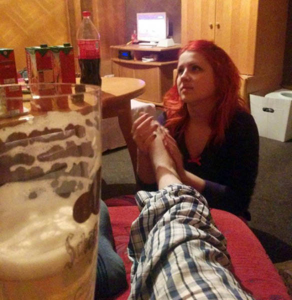 Pictures That Show Who's The Boss And Who's The Slave (40 pics)
