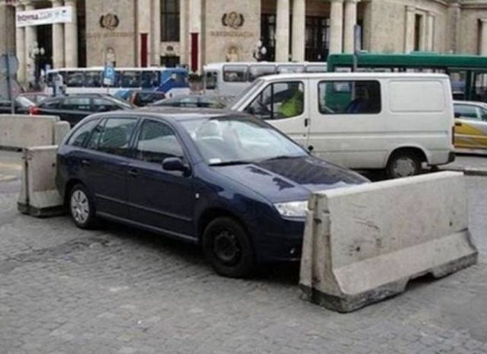 People Who Don’t Know How To Park Get A Healthy Dose Of Sweet Revenge (30 pics)