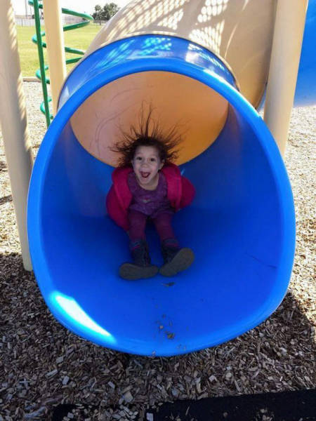 Sometimes The Camera Captures Photos At The Perfect Moment (45 pics)