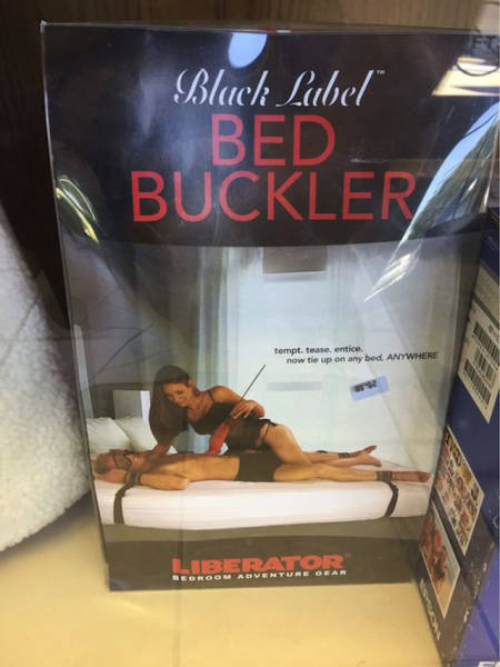 Thrift Shop Discoveries That Will Melt Your Brain (41 pics)