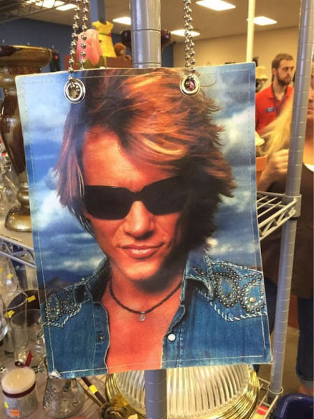 Thrift Shop Discoveries That Will Melt Your Brain (41 pics)