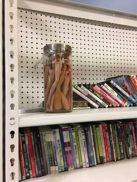 Thrift Shop Discoveries That Will Melt Your Brain (41 pics)