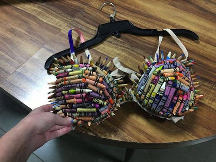 Thrift Shop Discoveries That Will Melt Your Brain (41 pics)