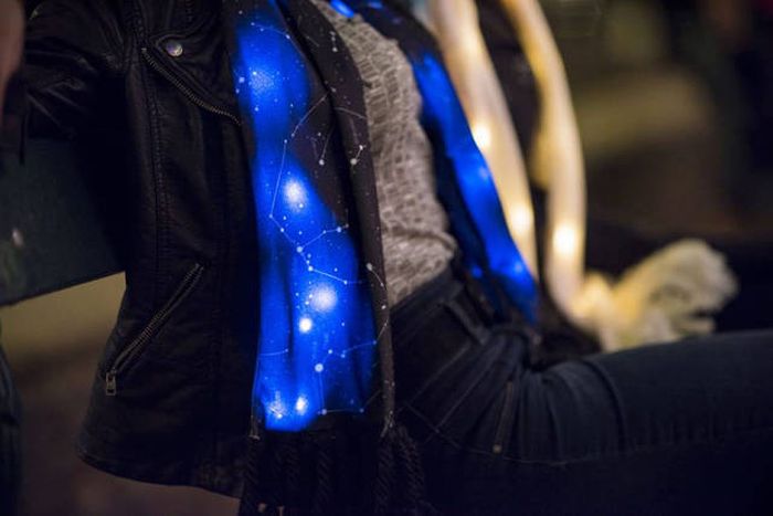 This Amazing Cosmic Scarf Will Make You Will Look Like A Star (5 pics)