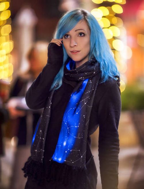 This Amazing Cosmic Scarf Will Make You Will Look Like A Star (5 pics)