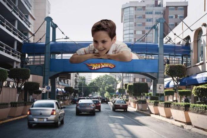 When Advertisements Become Art (26 pics)