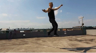 Daring People Who Like To Live Life To The Extreme (27 gifs)