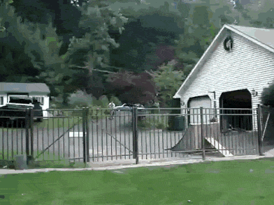 Daring People Who Like To Live Life To The Extreme (27 gifs)