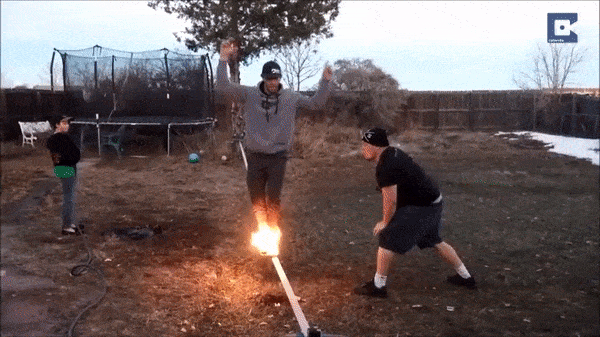 Daring People Who Like To Live Life To The Extreme (27 gifs)