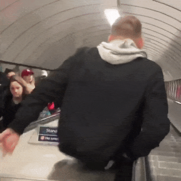 Daring People Who Like To Live Life To The Extreme (27 gifs)