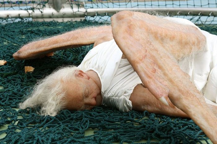 Creepy Photos That Will Make You Feel Uneasy (35 pics)