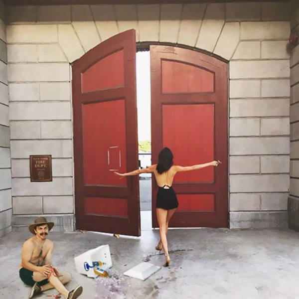 Guy Photoshops Himself Into Hilarious Photos With Kendall Jenner (60 pics)