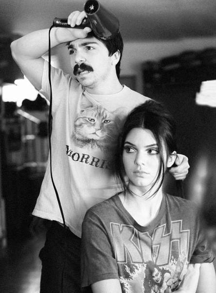 Guy Photoshops Himself Into Hilarious Photos With Kendall Jenner (60 pics)