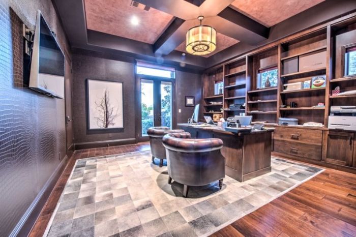Dan Bilzerian's Las Vegas Bachelor Pad Is Now On The Market (28 pics)
