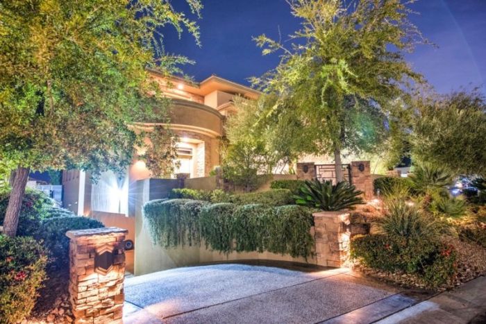 Dan Bilzerian's Las Vegas Bachelor Pad Is Now On The Market (28 pics)