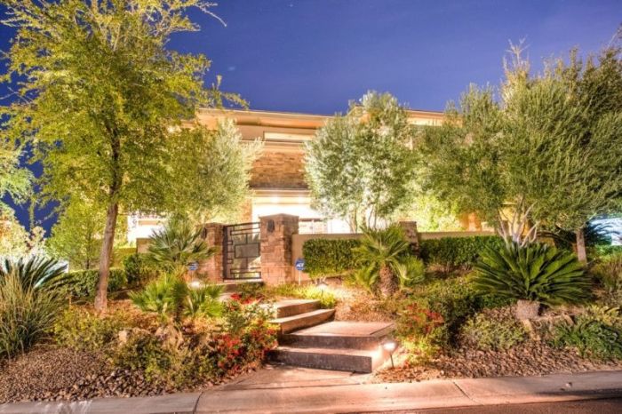 Dan Bilzerian's Las Vegas Bachelor Pad Is Now On The Market (28 pics)