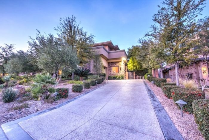 Dan Bilzerian's Las Vegas Bachelor Pad Is Now On The Market (28 pics)