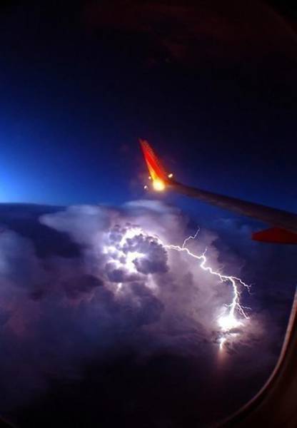 Pictures That Say A Thousand Words And A Whole Lot More (42 pics)