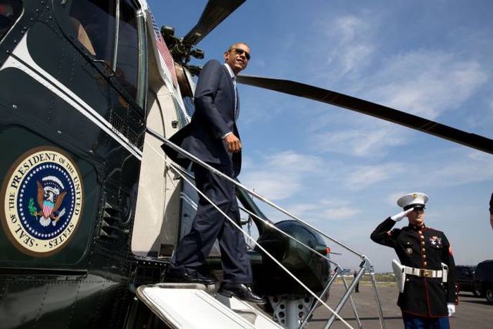 A Look Inside The President's Marine One Helicopter (12 pics)