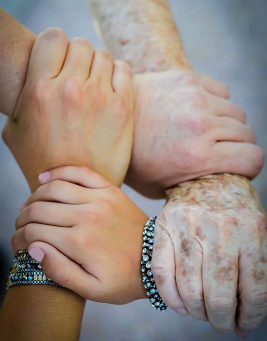 Family Portraits That Will Warm Your Heart (35 pics)