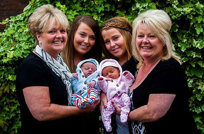 Family Portraits That Will Warm Your Heart (35 pics)