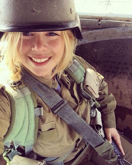 Say Hello To The Hot Women Of The Israeli Defense Force (31 pics)