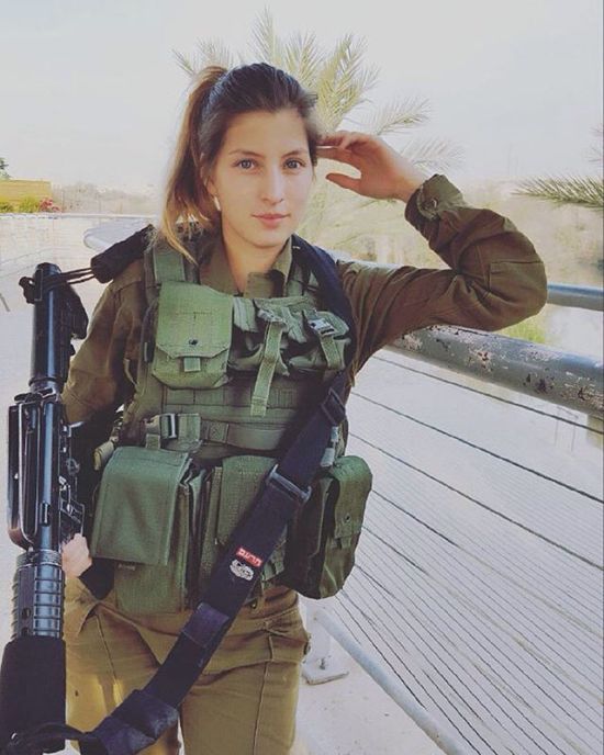 Say Hello To The Hot Women Of The Israeli Defense Force (31 pics)