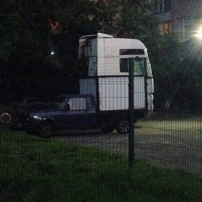 Don't Trust Your Eyes Because These Photos Are Not As They Appear (54 pics)