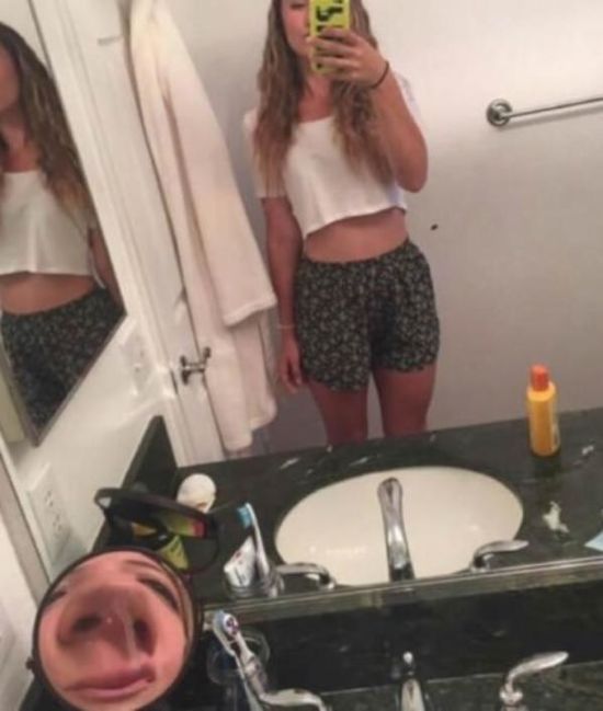 Extremely Embarrassing Moments Captured On Camera 20 Pics