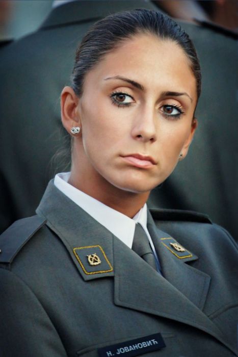 Hot Serbian Women Who Look Good In Uniform (35 pics)