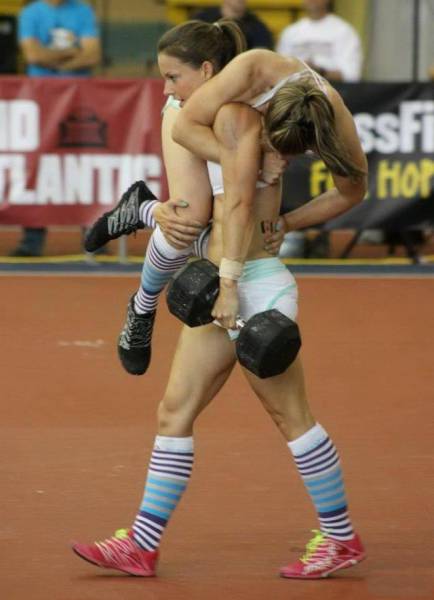 Sportswomen Can Be Beautiful, But They Can Also Be Terrifying (41 pics)