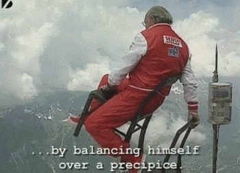 Daring People Who Showed No Fear While Cheating Death (15 gifs)