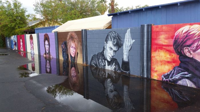 Artists Creates Incredible David Bowie Tribute In Phoenix (10 pics)