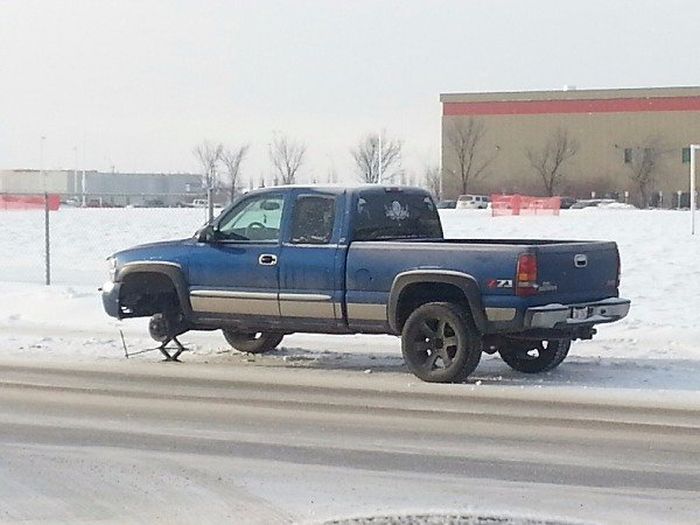 Painful Fails That Are Hard To Look At (27 pics)