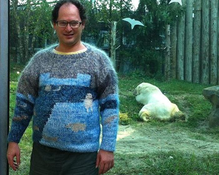 Guy Makes Sweaters Of Specific Places Then Wears Them To Those Places (24 pics)