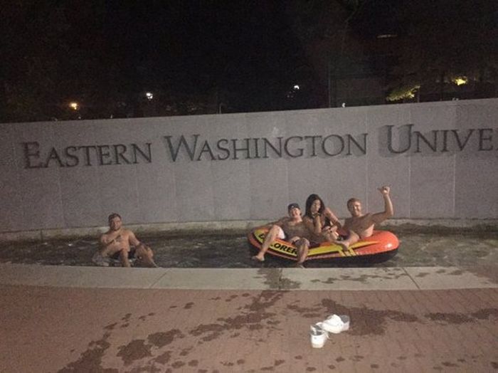 Legitimate Reasons Why We Still Miss College (32 pics)
