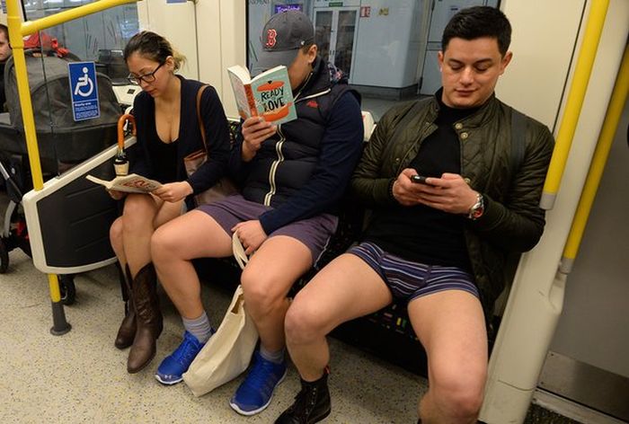 Subway Riders Around The World Enjoy No Pants Day (15 pics)