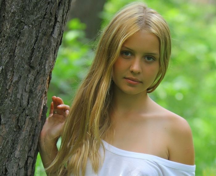 Russian Girls Have A Special Kind Of Hotness (40 pics)